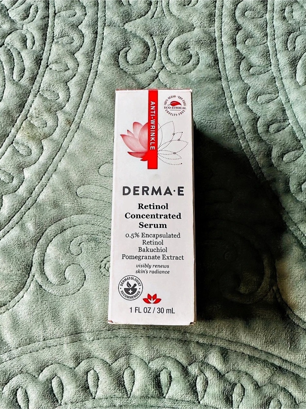 DERMA E Retinol Concentrated Serum 0.5% Visibly Renews Skins Radiance - Picture 2 of 7